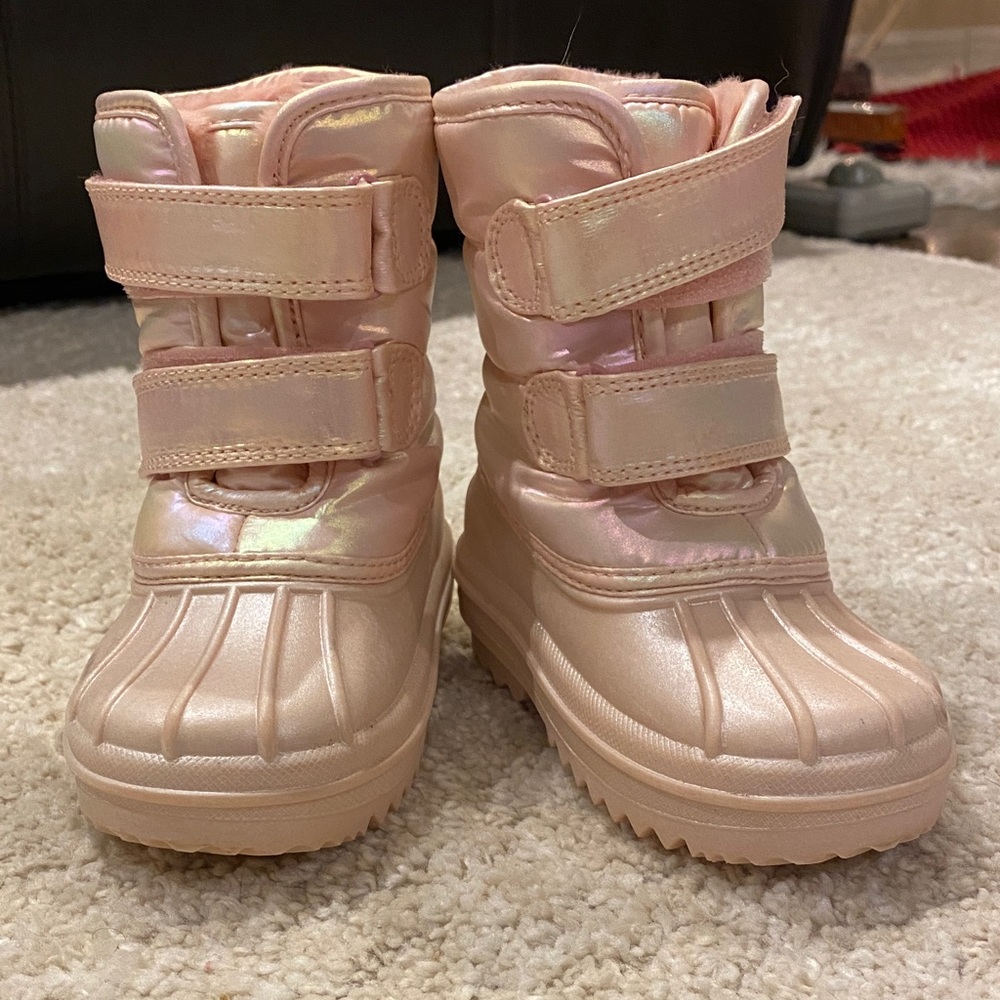The Children's Place Iridescent Pink Snow Boots
